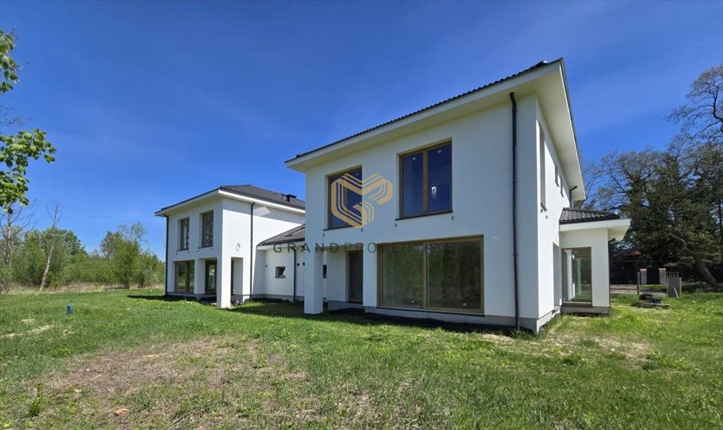 bliźniak, 7 pokoi Konstancin-Jeziorna. Zdjęcie 3