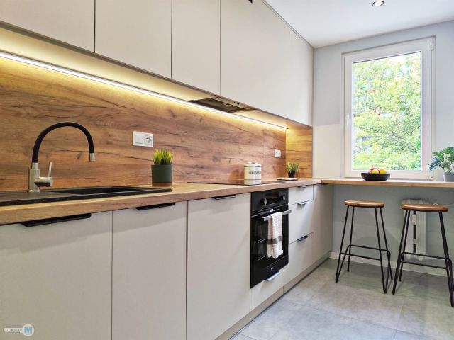 Mieszkanie 3-pokojowe Busko-Zdrój Centrum. Zdjęcie 7