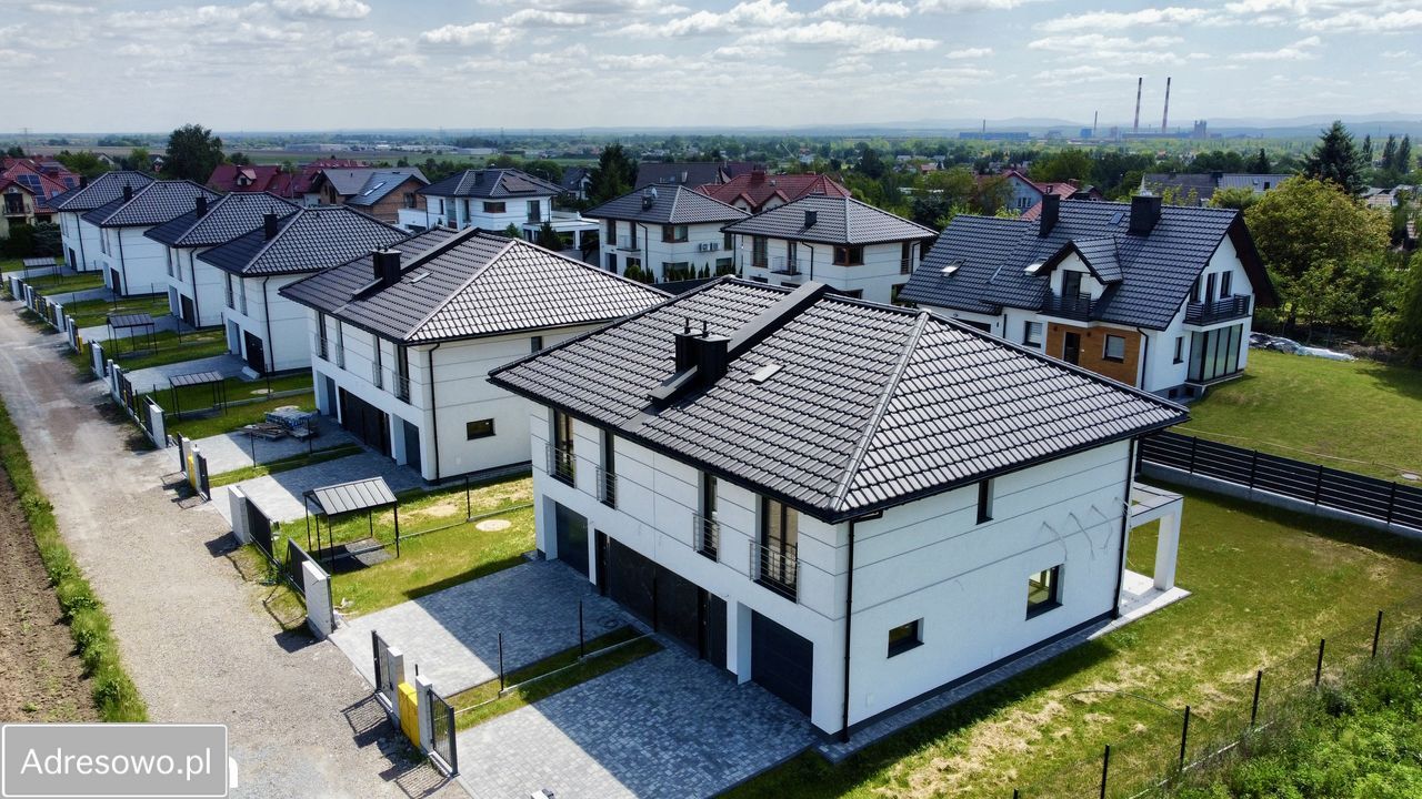 bliźniak, 4 pokoje Kraków Kantorowice, ul. Stary Gościniec. Zdjęcie 2