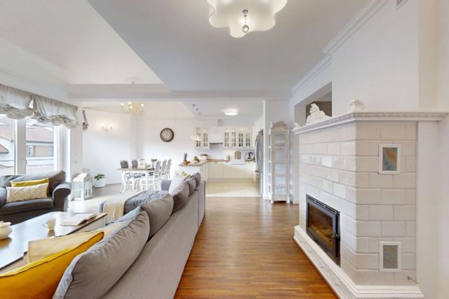 Mieszkanie 5-pokojowe Łódź Górna. Zdjęcie 4