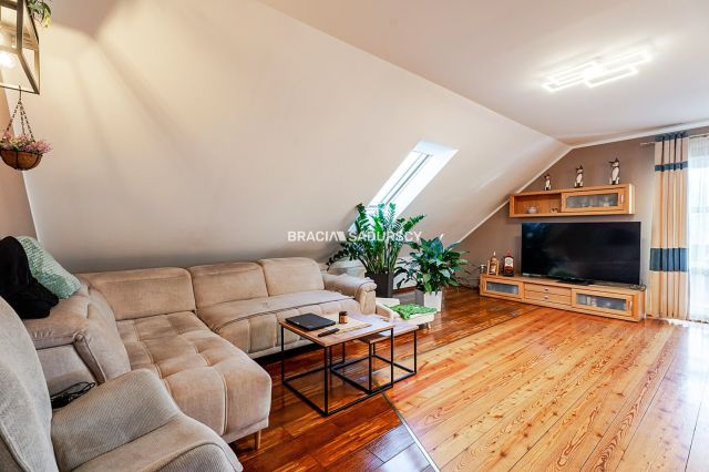 dom wolnostojący, 10 pokoi Brzezie. Zdjęcie 35