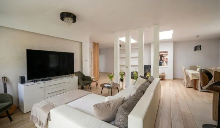 dom wolnostojący Karolinów