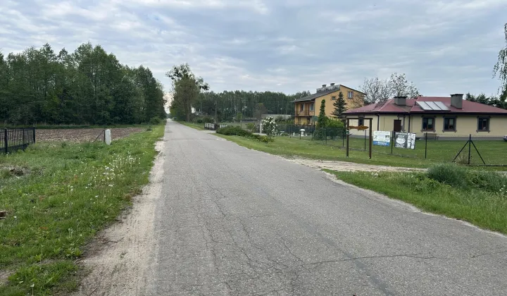 Działka rekreacyjna Orzechów-Kolonia