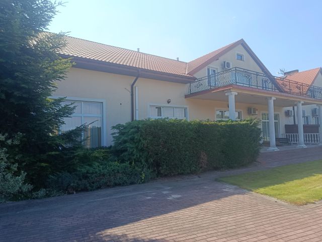 dom wolnostojący, 8 pokoi Popłacin. Zdjęcie 1