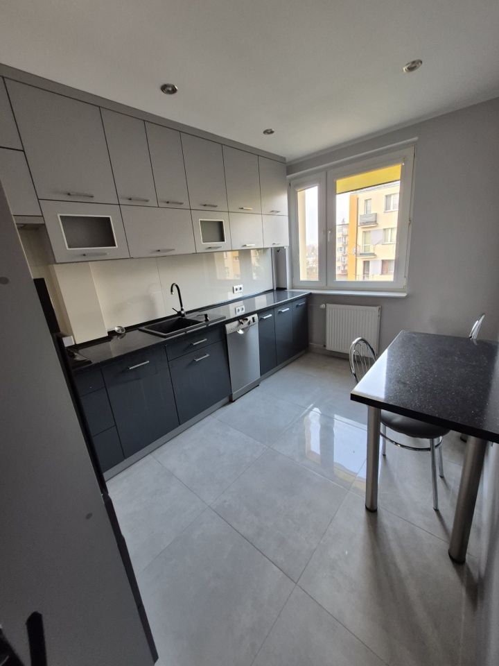 Mieszkanie 3-pokojowe Staszów, ul. Jana Pawła II. Zdjęcie 3