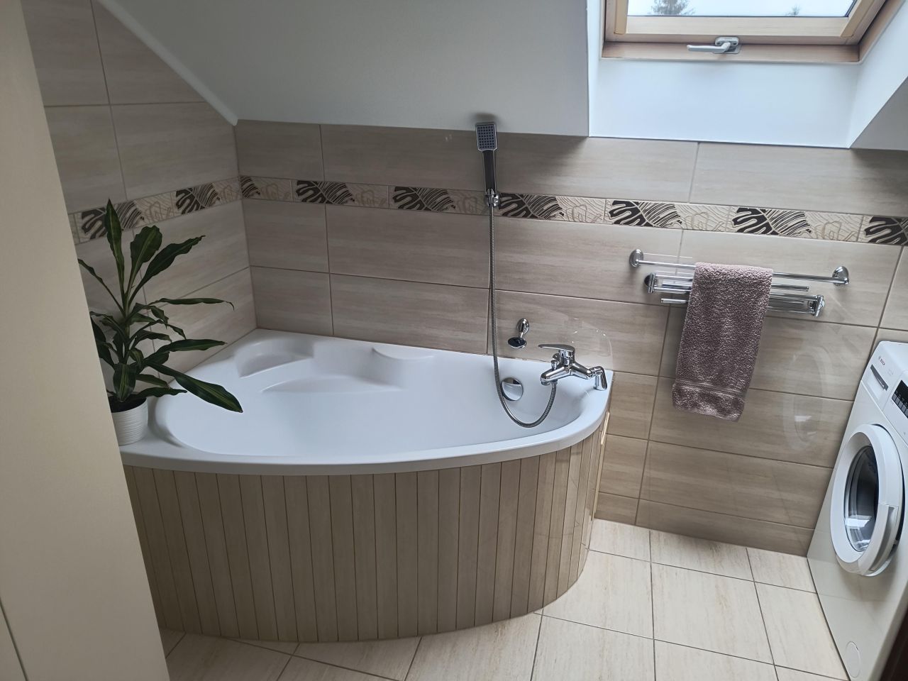 dom wolnostojący, 4 pokoje Piotrków Trybunalski Wierzeje, ul. Gołębia. Zdjęcie 21