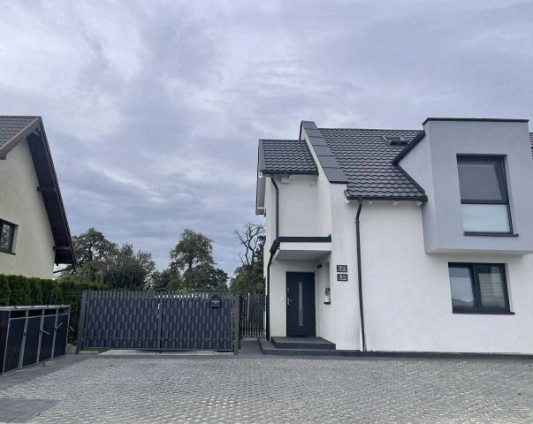 Mieszkanie 4-pokojowe Dębogórze, ul. Owsiana. Zdjęcie 1