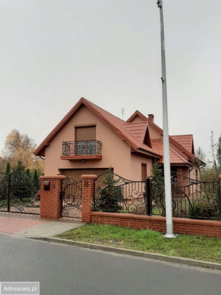 dom wolnostojący, 4 pokoje Piotrków Trybunalski, ul. Henryka Wieniawskiego