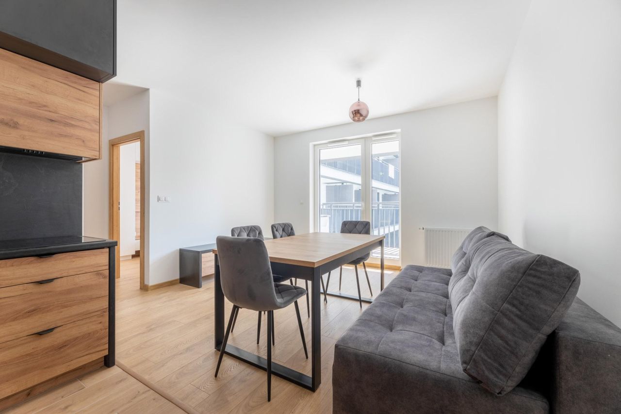 Mieszkanie 2-pokojowe Poznań Jeżyce, ul. Stanisława Barańczaka. Zdjęcie 2