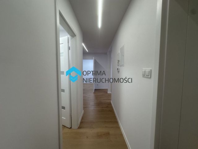 Mieszkanie 3-pokojowe Jelenia Góra, ul. Sudecka. Zdjęcie 15