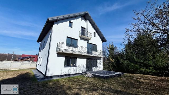 dom wolnostojący, 6 pokoi Miedziana Góra. Zdjęcie 2