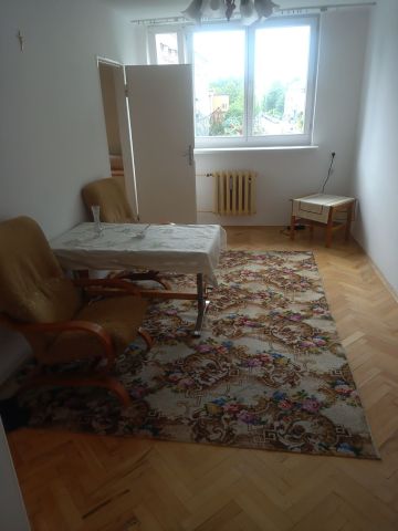 Mieszkanie 3-pokojowe Nowy Sącz, al. Aleje Stefana Batorego. Zdjęcie 1