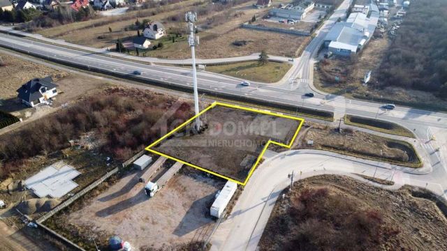 Działka inwestycyjna Chęciny, ul. Henryka Sienkiewicza. Zdjęcie 1