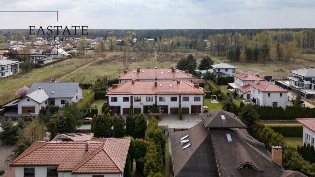 dom szeregowy, 6 pokoi Izabelin-Dziekanówek, ul. Lasek Brzozowy. Zdjęcie 17