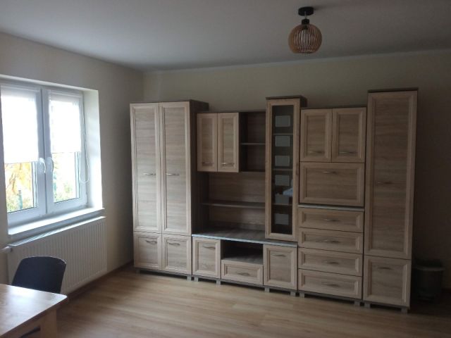 Mieszkanie 4-pokojowe Nienaszów. Zdjęcie 1