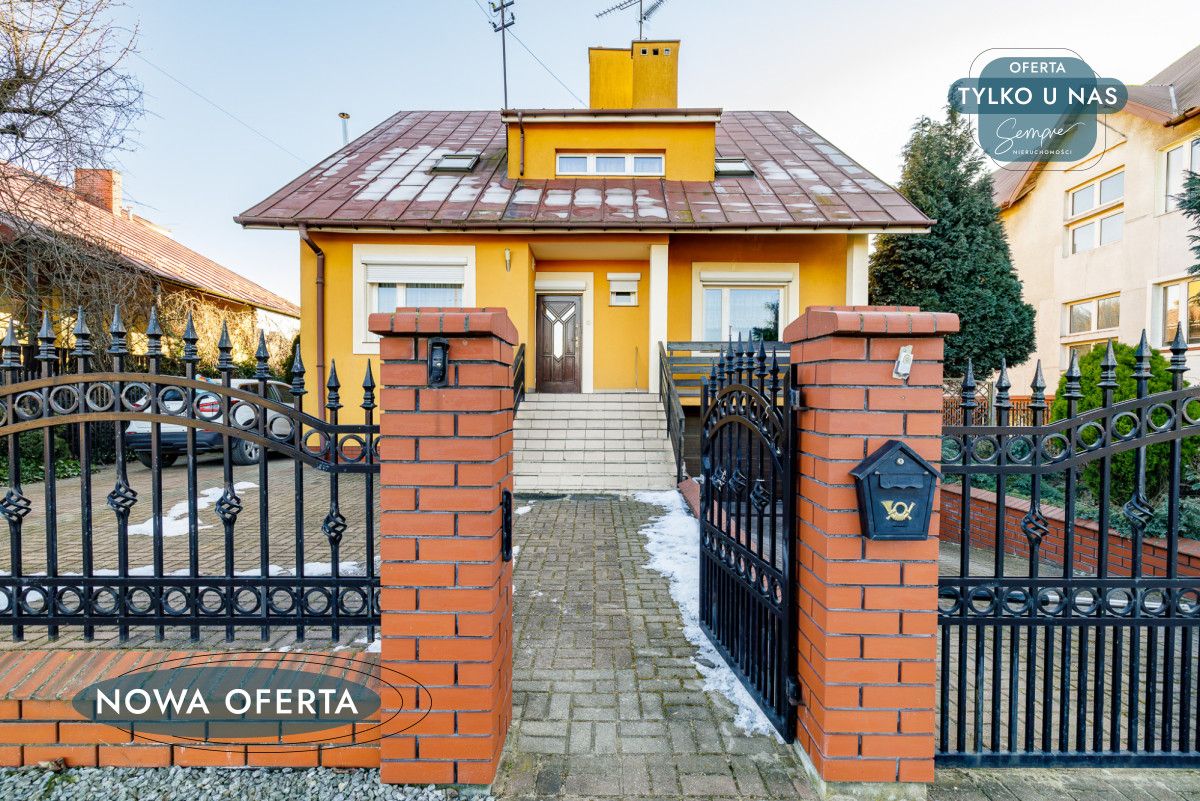dom wolnostojący, 5 pokoi Sieradz, ul. Michała Wołodyjowskiego. Zdjęcie 1