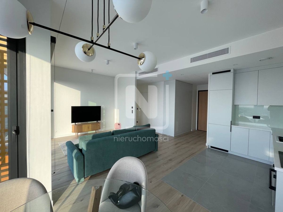 Mieszkanie 3-pokojowe Warszawa Wola, ul. Prosta. Zdjęcie 3