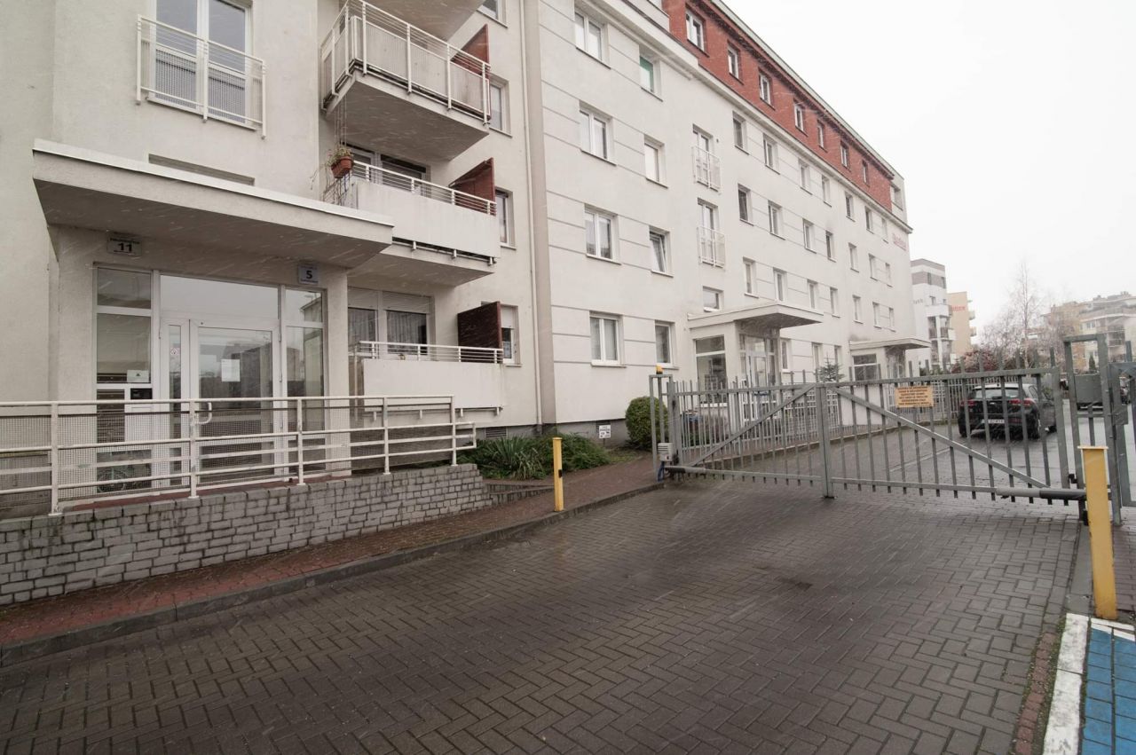 Mieszkanie 3-pokojowe Toruń Jakubskie Przedmieście, ul. Podchorążych