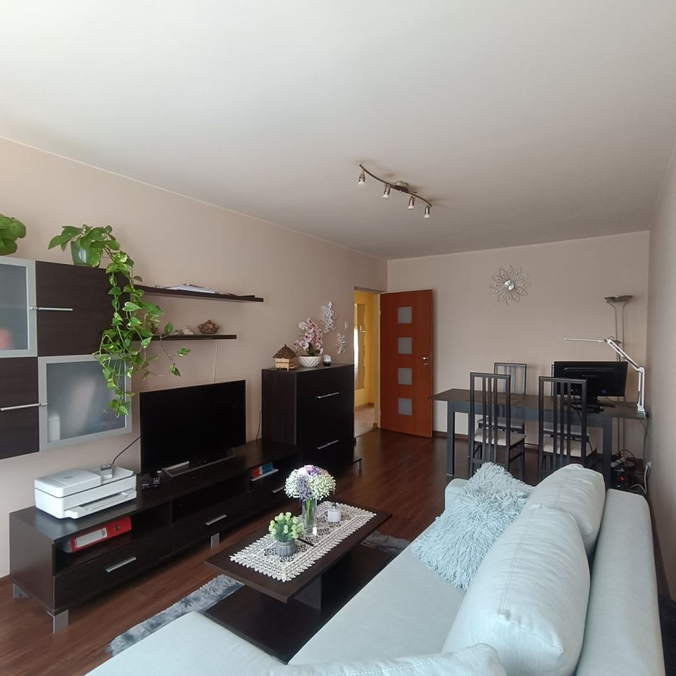 Mieszkanie 2-pokojowe Łódź Żubardź, ul. Żubardzka. Zdjęcie 1