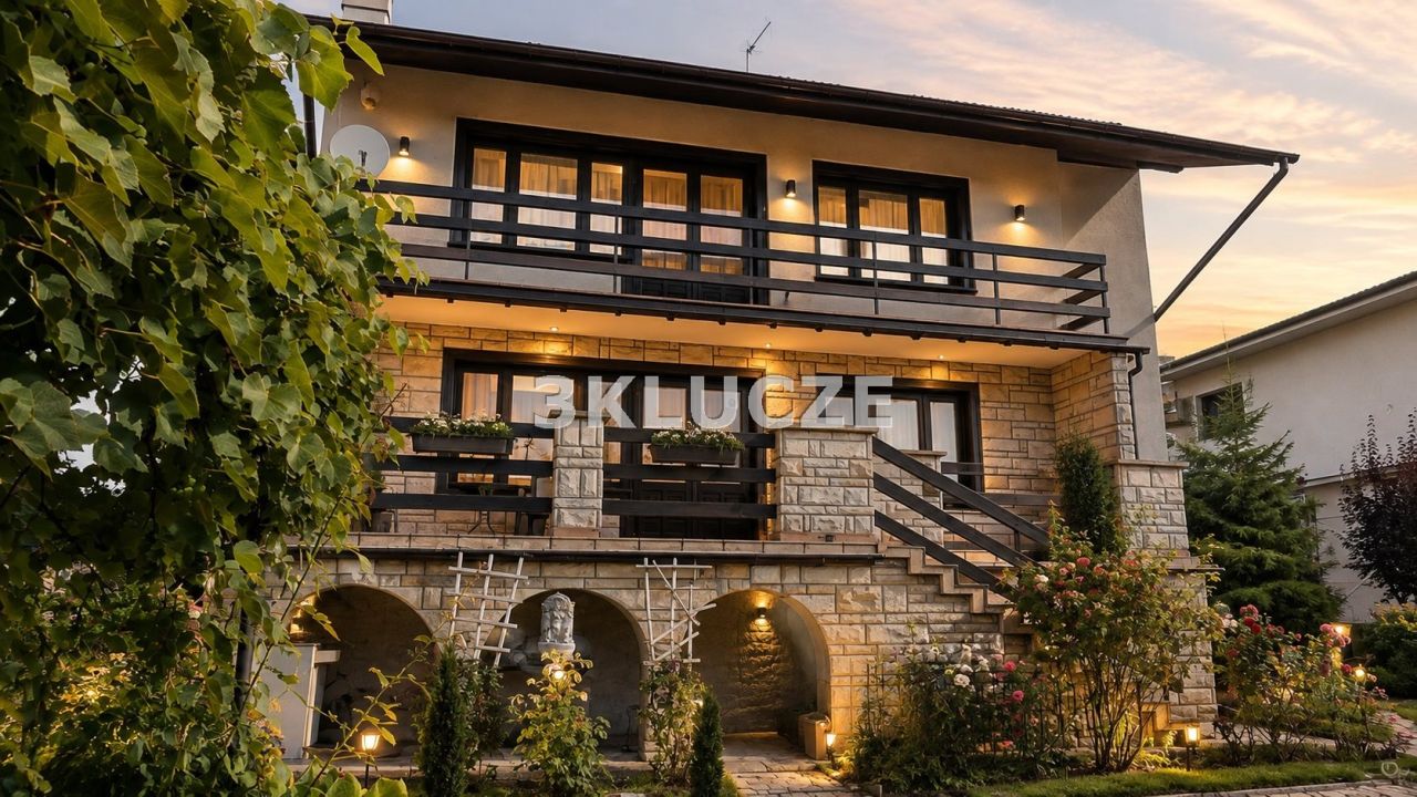 dom wolnostojący, 7 pokoi Puławy. Zdjęcie 1
