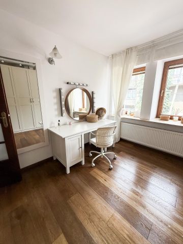 dom szeregowy, 14 pokoi Kraków Olsza, ul. Henryka Wieniawskiego. Zdjęcie 5