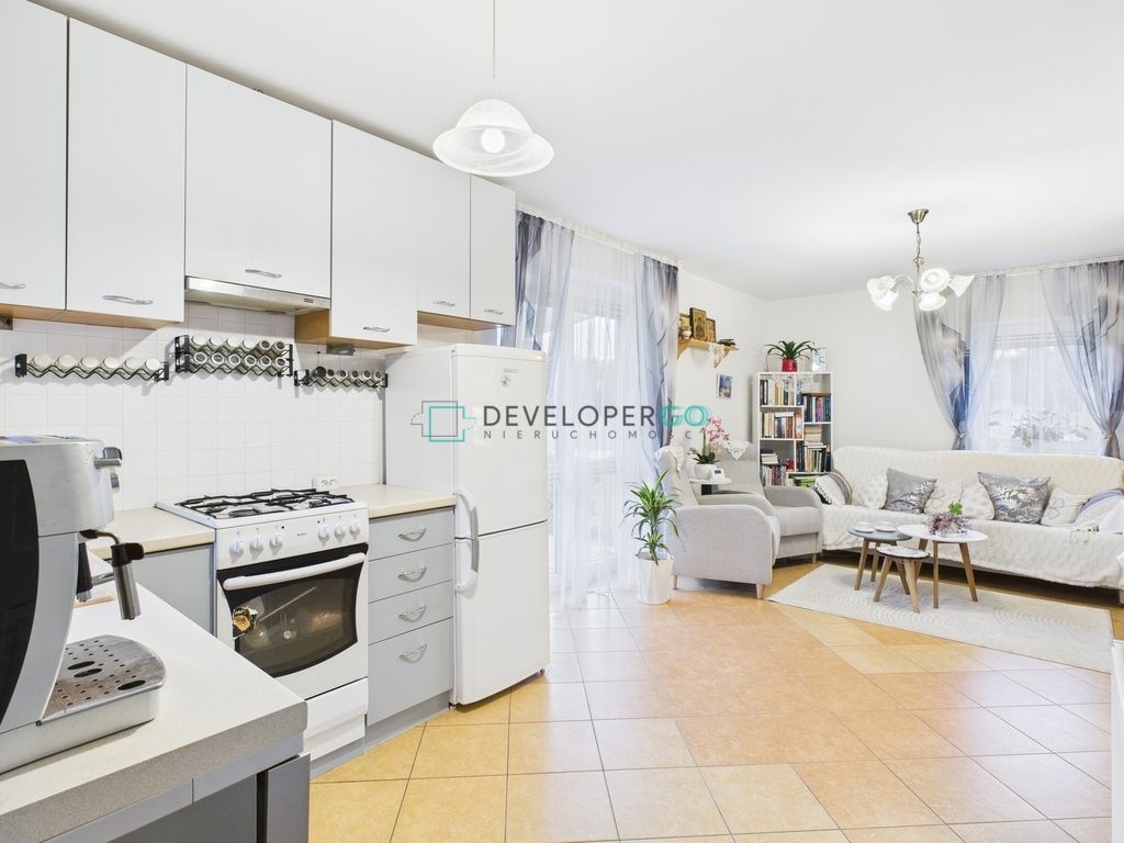 dom wolnostojący, 3 pokoje Solniczki. Zdjęcie 2