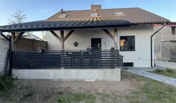 dom wolnostojący, 5 pokoi Szczyty, ul. Wieluńska