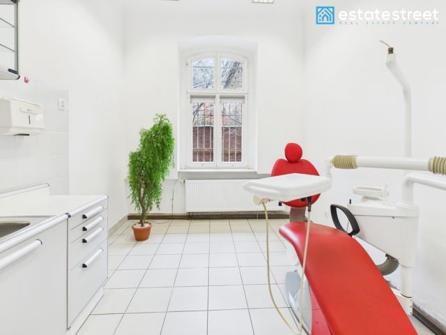 Mieszkanie 4-pokojowe Katowice Śródmieście, ul. Henryka Sienkiewicza. Zdjęcie 4