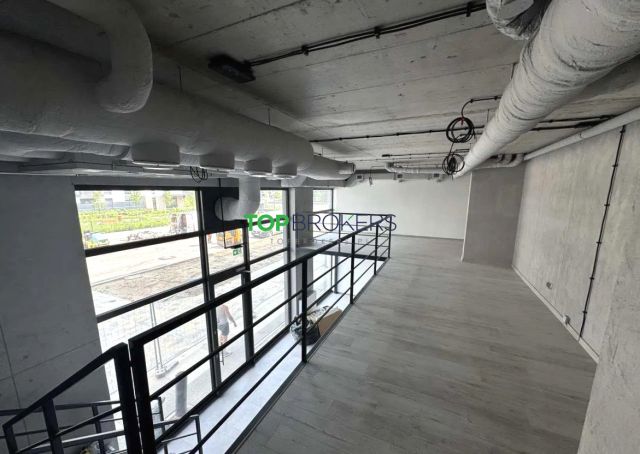 Lokal Warszawa Ursus. Zdjęcie 8