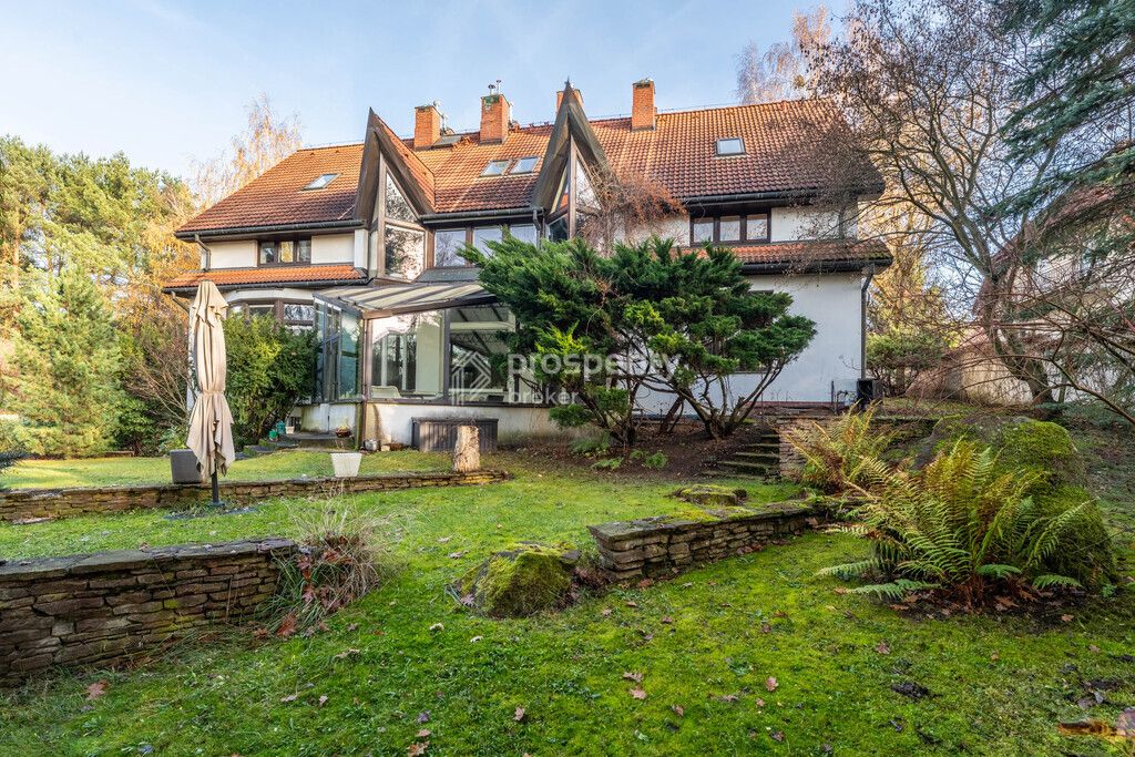 dom wolnostojący, 8 pokoi Hornówek, ul. Piaskowa. Zdjęcie 2