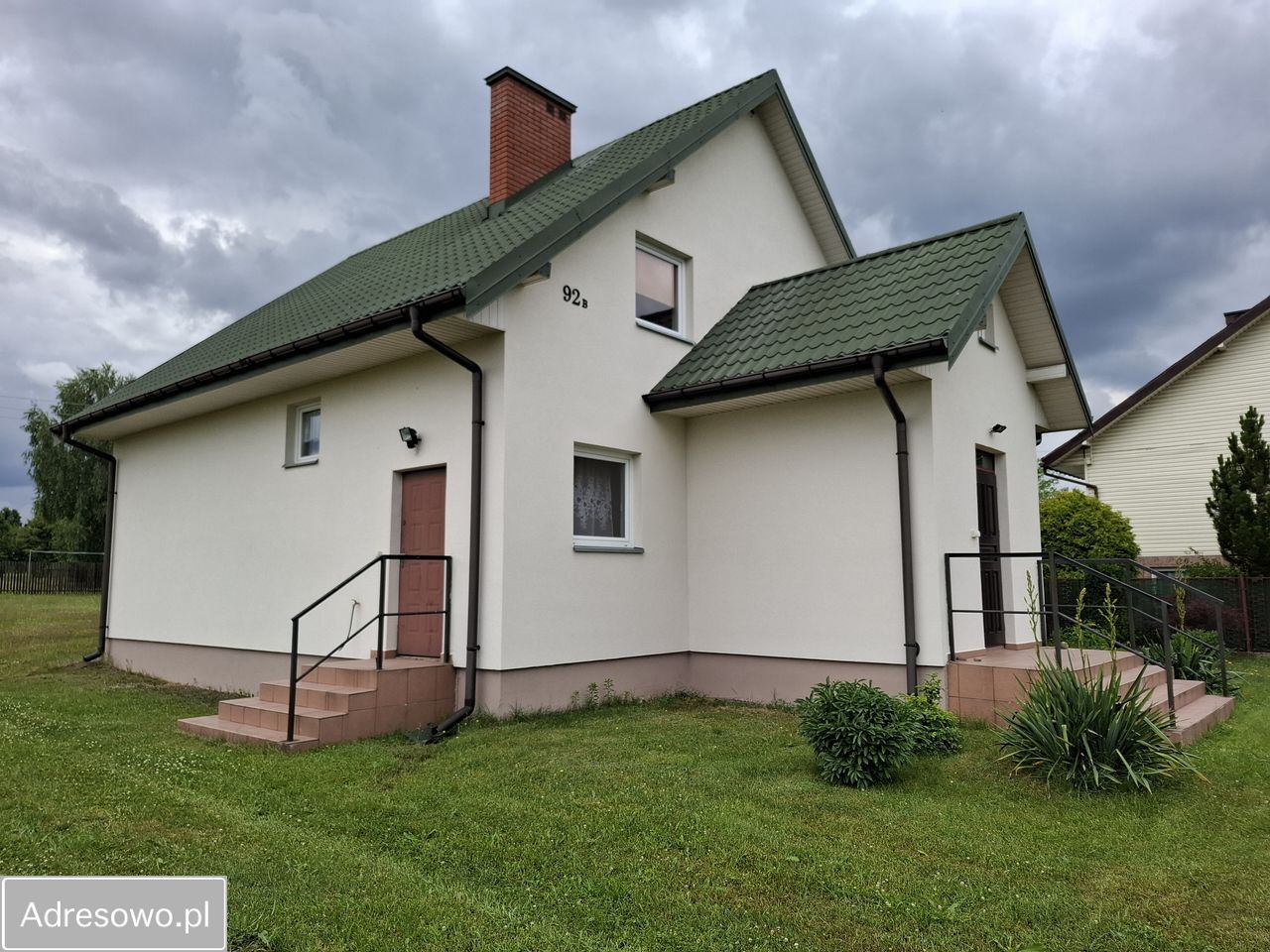 dom wolnostojący, 4 pokoje Ochudno. Zdjęcie 3