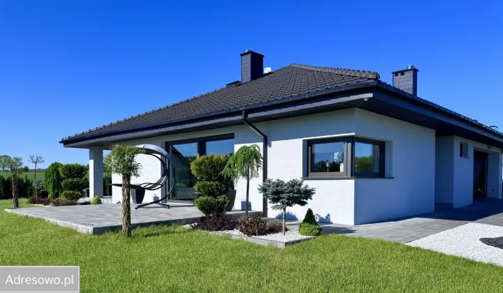 dom wolnostojący, 4 pokoje Kobylice