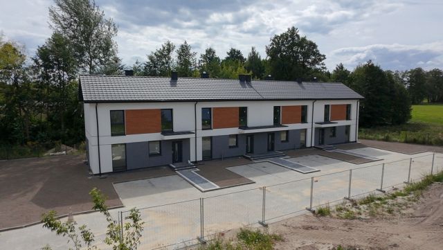 dom szeregowy, 4 pokoje Tarczyn. Zdjęcie 2