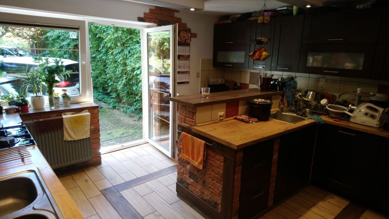 dom wolnostojący, 16 pokoi Łazy. Zdjęcie 11