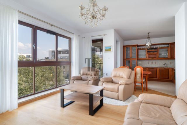 Mieszkanie 3-pokojowe Warszawa Wilanów. Zdjęcie 3