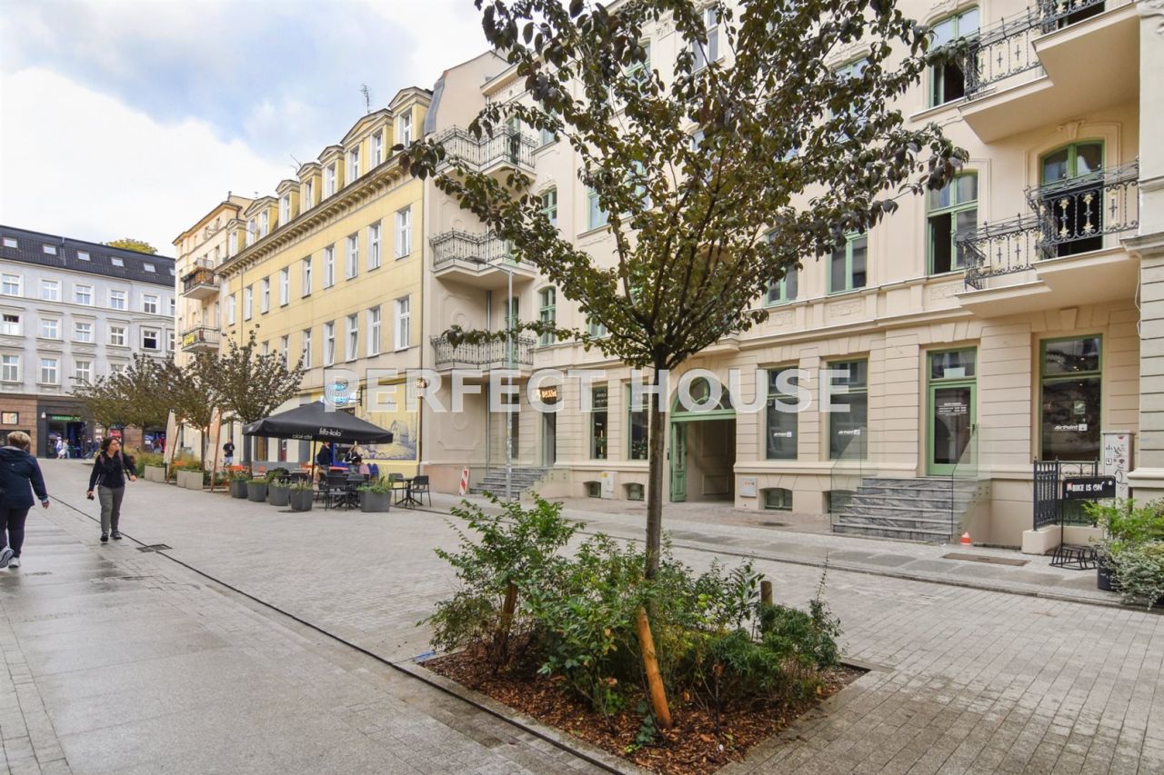 Lokal Poznań Centrum, ul. Półwiejska. Zdjęcie 18