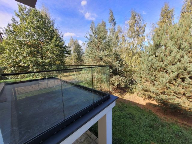 dom wolnostojący, 5 pokoi Złotokłos. Zdjęcie 23