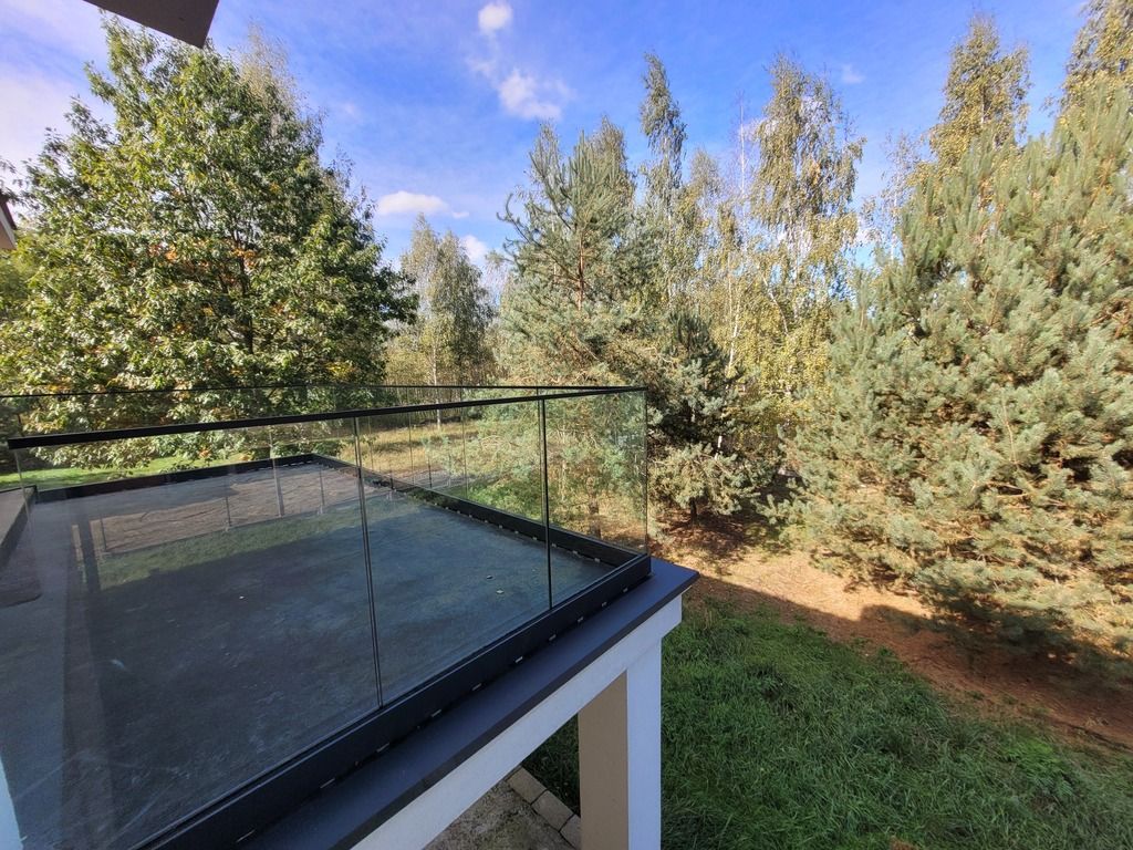 dom wolnostojący, 5 pokoi Złotokłos. Zdjęcie 23