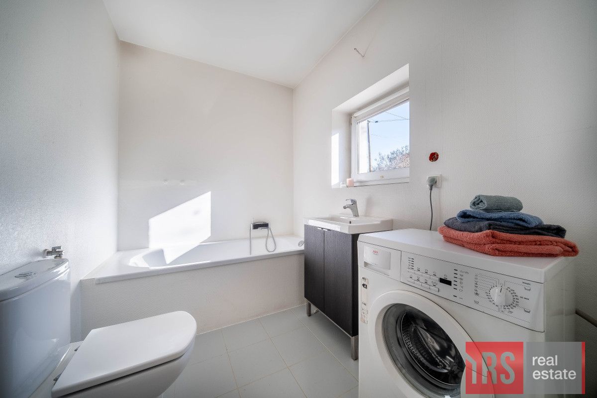 dom wolnostojący, 3 pokoje Józefów, ul. Nadwiślańska. Zdjęcie 16