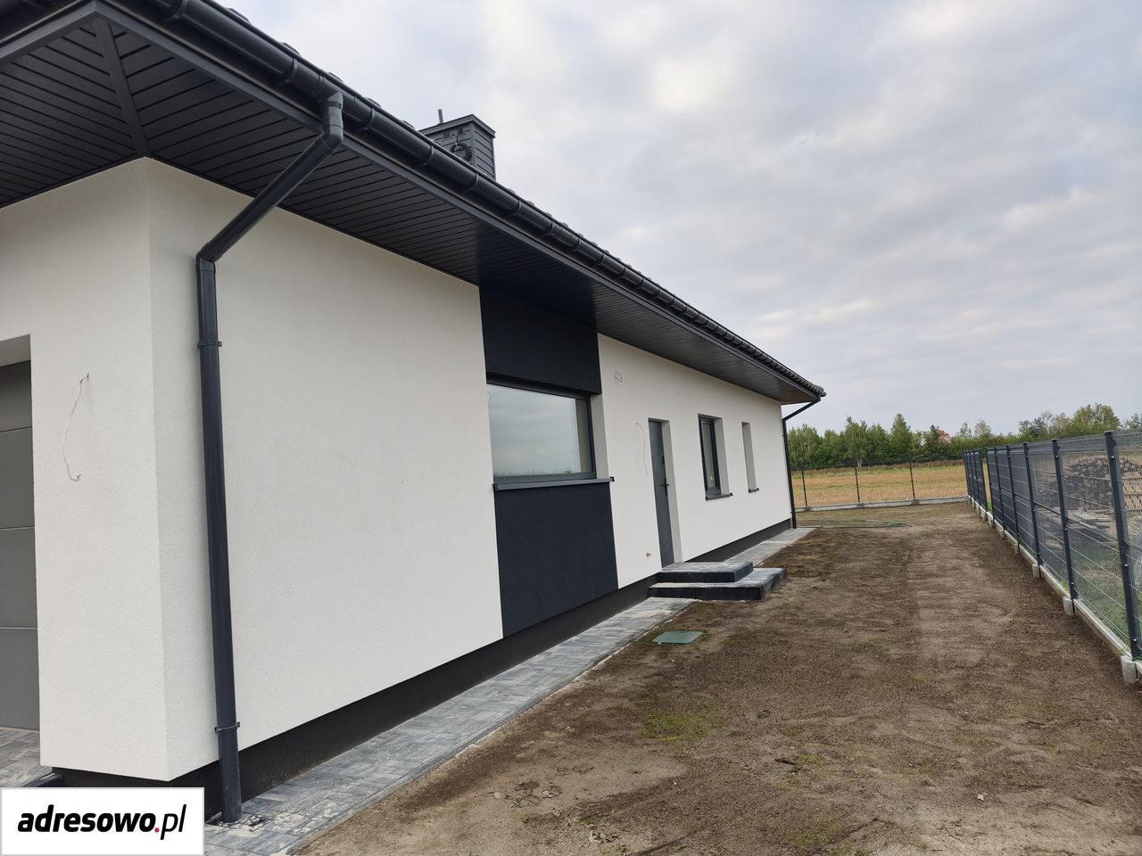 dom wolnostojący, 4 pokoje Walendów. Zdjęcie 9