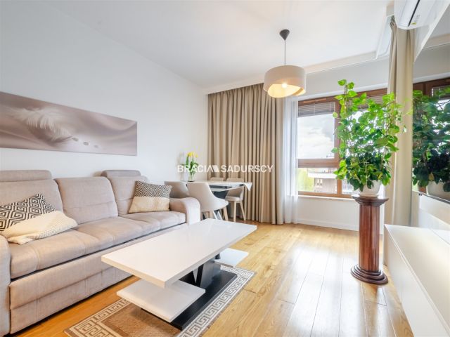 Mieszkanie 3-pokojowe Kraków Grzegórzki, ul. płk. Francesco Nullo. Zdjęcie 2