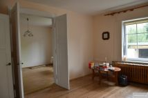 Mieszkanie 4-pokojowe Niemcza. Zdjęcie 4