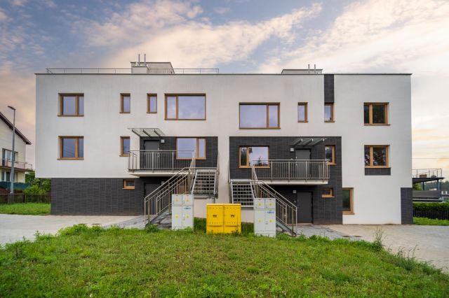 Mieszkanie 4-pokojowe Białystok Jaroszówka, ul. Jaroszówka. Zdjęcie 1