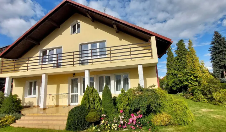 dom wolnostojący, 7 pokoi Boguchwała