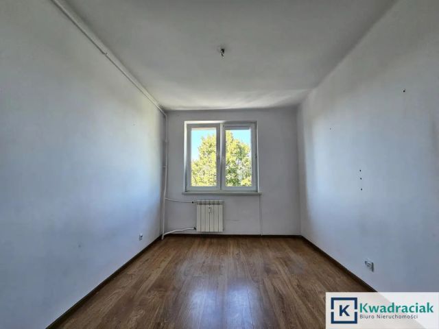 Mieszkanie 3-pokojowe Krosno Śródmieście, ul. Lwowska. Zdjęcie 2