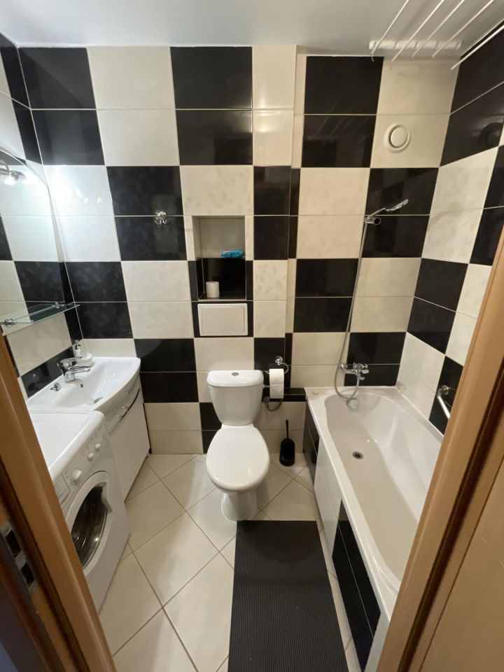 Mieszkanie 3-pokojowe Łódź Dąbrowa, ul. Juliusza Kossaka. Zdjęcie 6