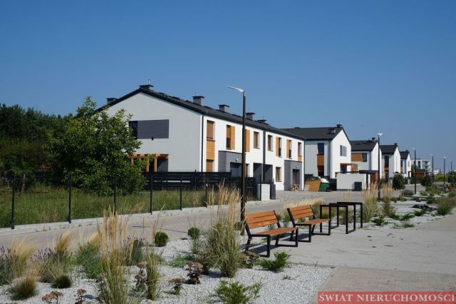 dom szeregowy, 4 pokoje Wrocław Zgorzelisko. Zdjęcie 1