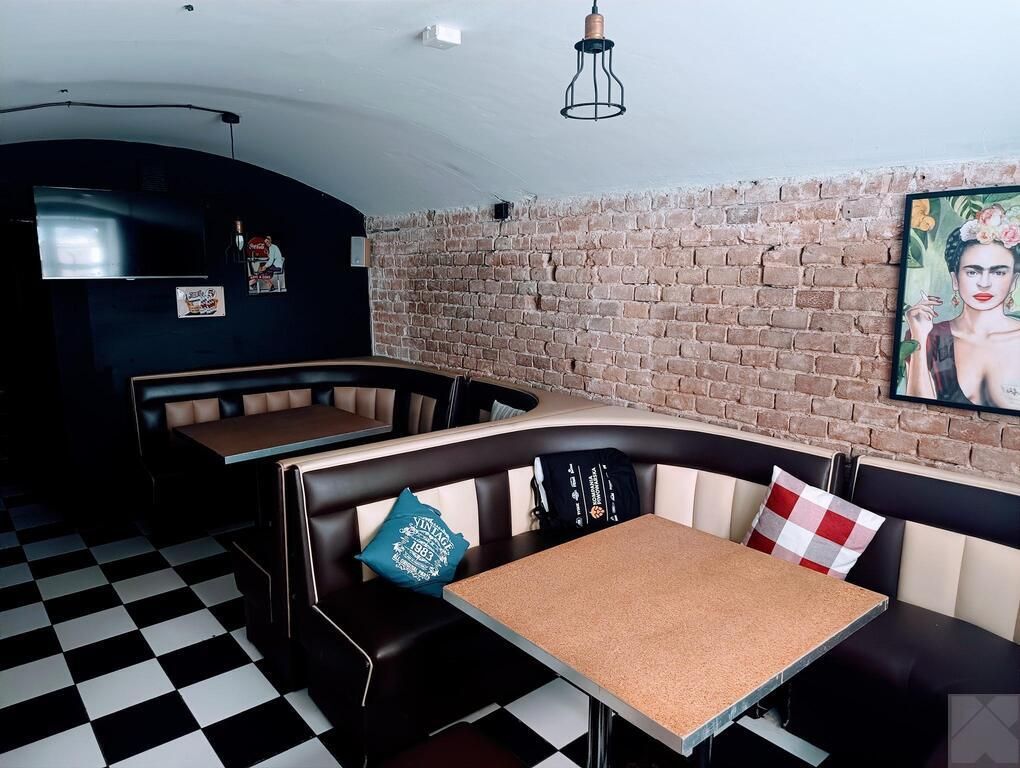 Nieruchomość komercyjna Przemyśl, pl. Plac Konstytucji 3 Maja. Zdjęcie 6