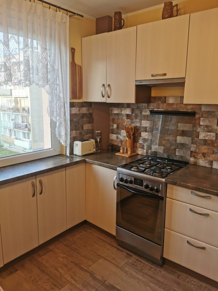 Mieszkanie 3-pokojowe Świebodzice Osiedle Piastowskie, ul. Bolesława II Śmiałego. Zdjęcie 6