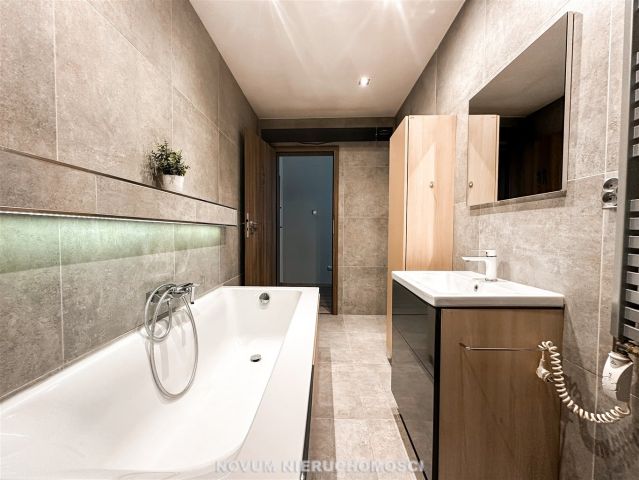 Mieszkanie 3-pokojowe Tarnowskie Góry Centrum. Zdjęcie 8